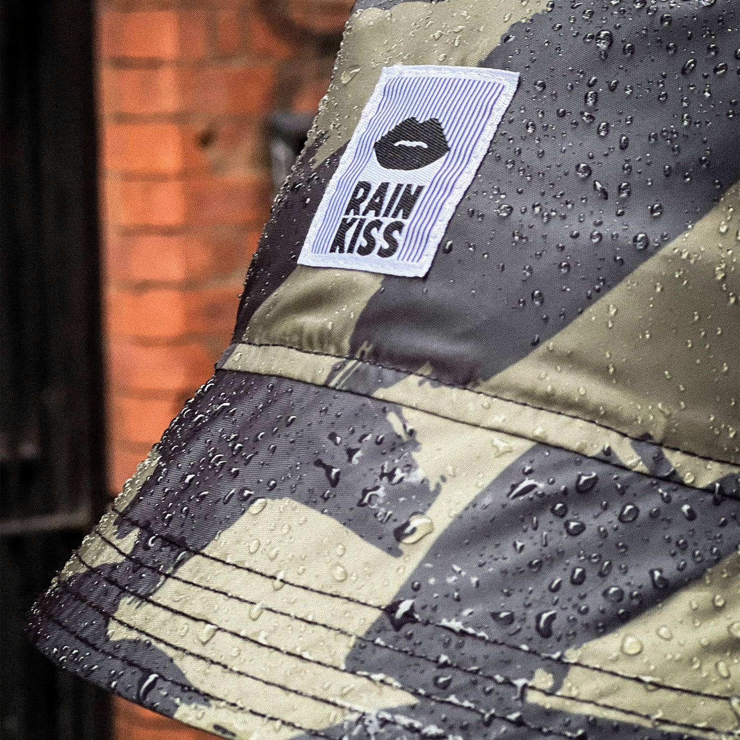 Planks on Rainkiss Bucket Hat - Image 4